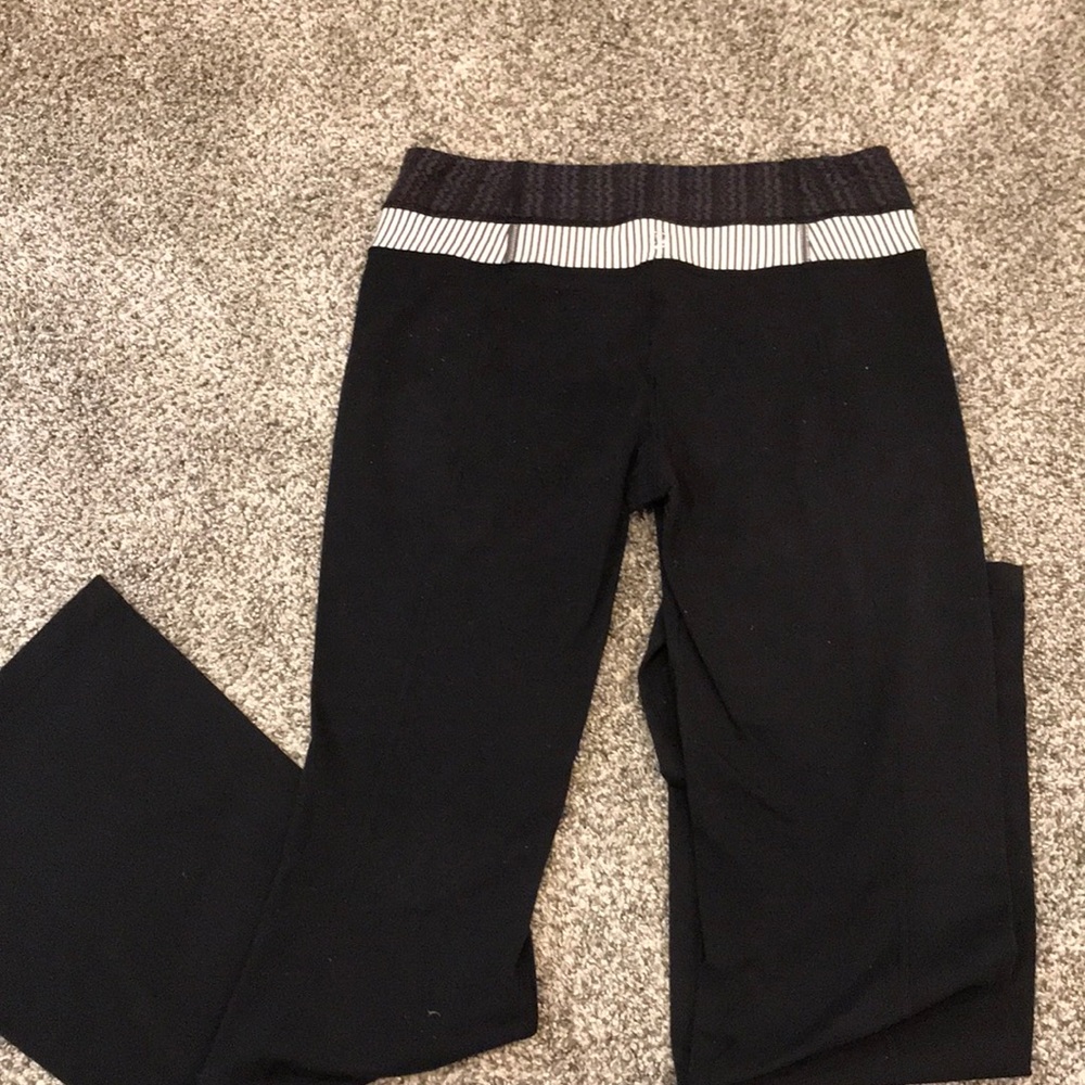 Lululemon Mid Rise Yoga Pants